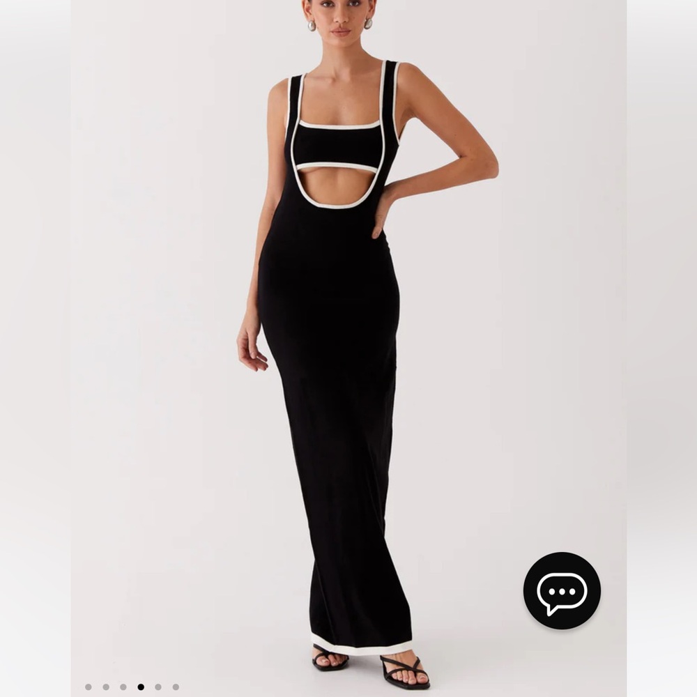 Lost in Paris maxi dress